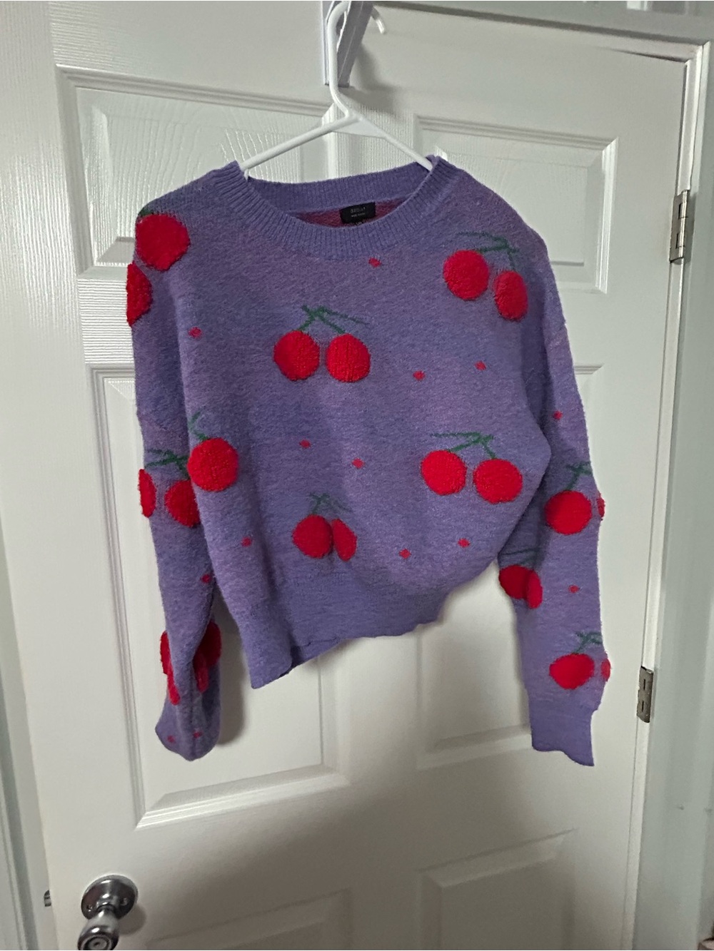 Debut Lavender V-Neck Sweater with Pink, Gray & Red Accents